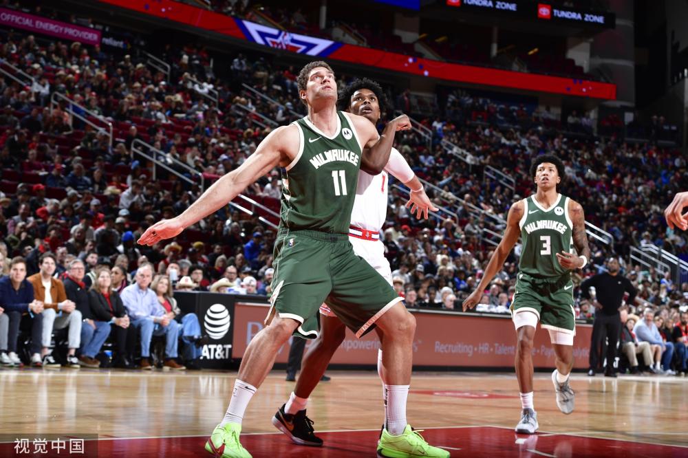 与俱乐部的 与俱乐部的